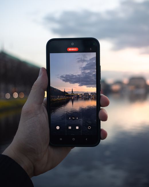 How to Market Your Travel Agency on Instagram & TikTok Without Dancing or Buying Followers