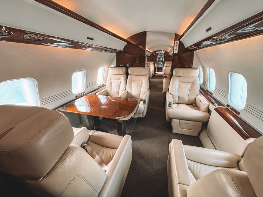 Luxury Private Jet and Villa Charters