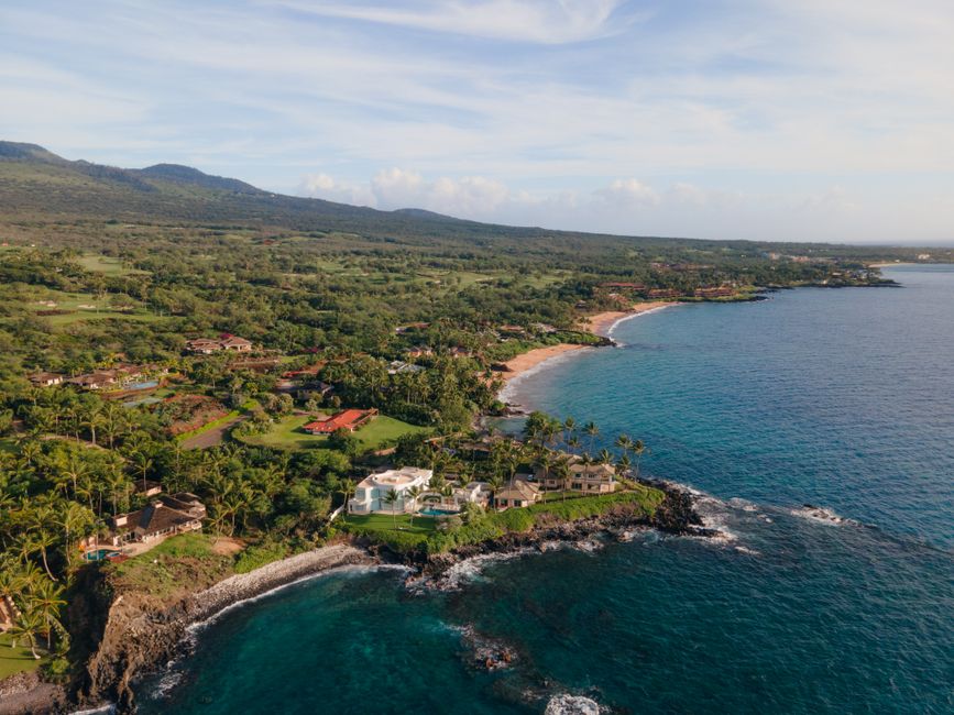 Luxury Maui Wailea Resort Oceanfront Infinity Pool and VIP Itinerary Architecture
